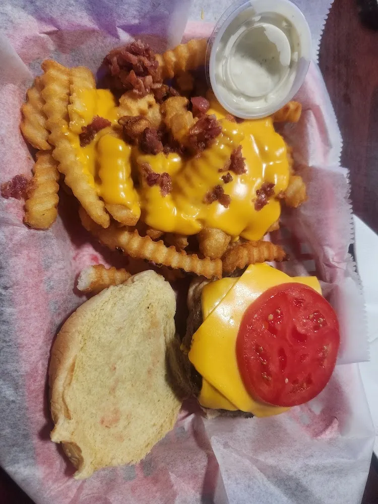 Cheeseburger and Fries